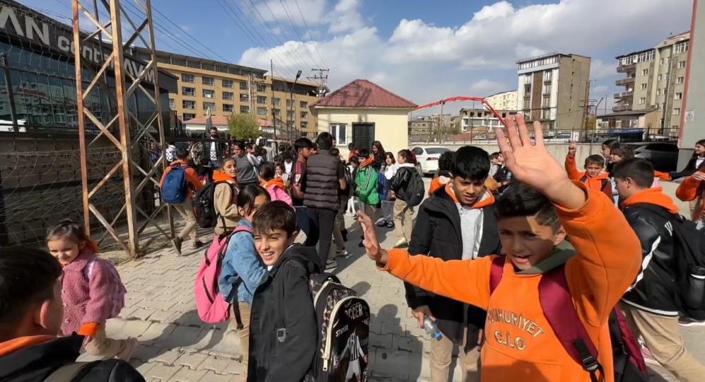 Yüksekova’da 30 bin öğrenci için 9 günlük “ara maraton” başladı