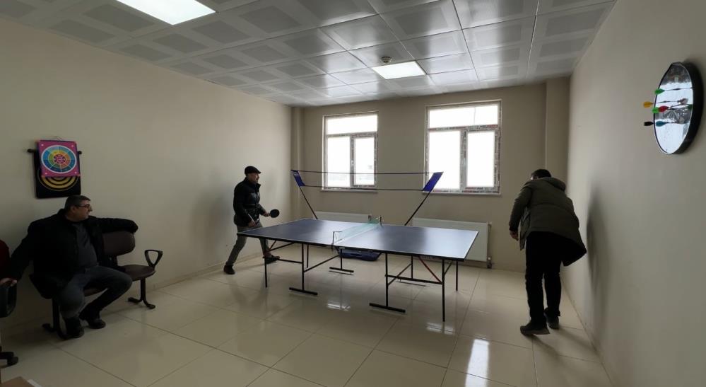 Yüksekova’da Toplum ve Ruh Sağlığı Merkezinde hastaların ürünleri sergilendi