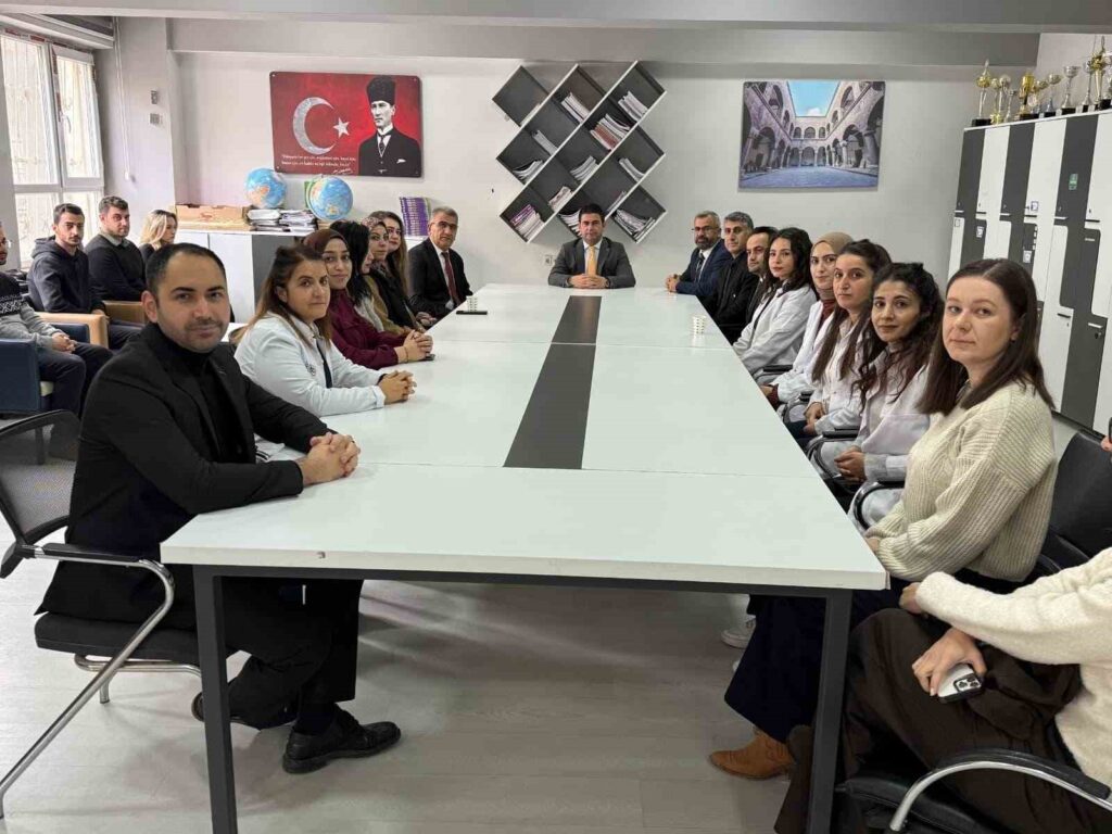 Müdür Yılmaz: “Saim öğretmenin adı spor salonunda yaşatılacak”
