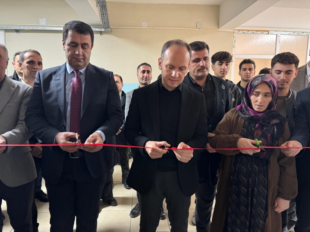 Şemdinli Belediyesi’nden Eğitime Destek: Etüt Salonu Açılışı Gerçekleşti