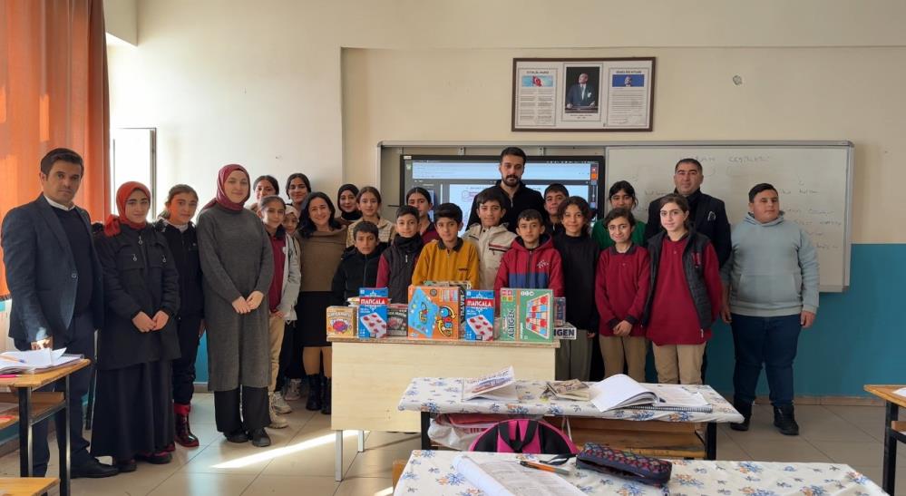 Sınırdaki öğrencilere “akıl ve zeka oyunları” desteği