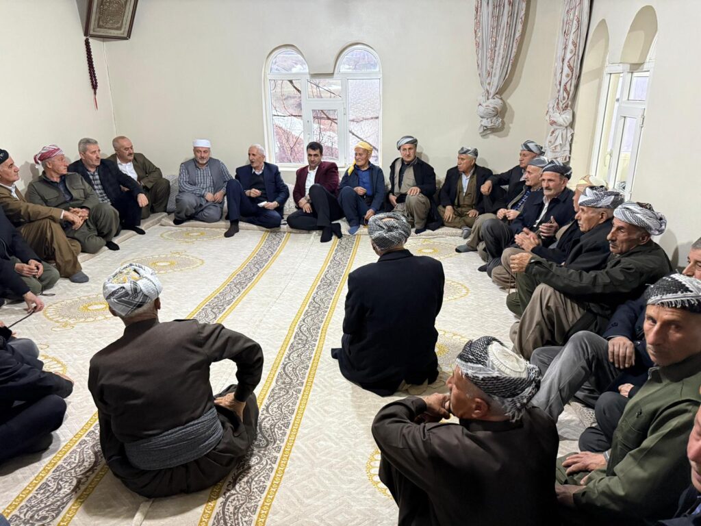 Şemdinli Aktütün’de Toplumsal Dayanışma Öne Çıktı