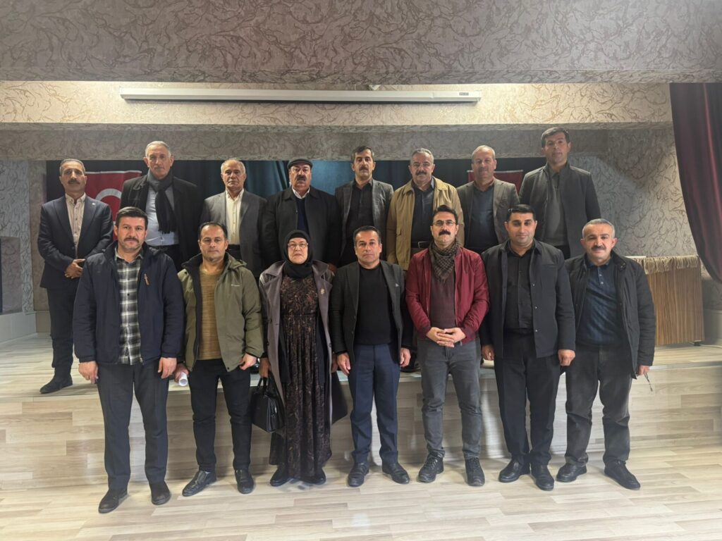 Şemdinli’de Özel Ailesinden Dayanışma Ruhu: Ekmek ve Un Yardımı