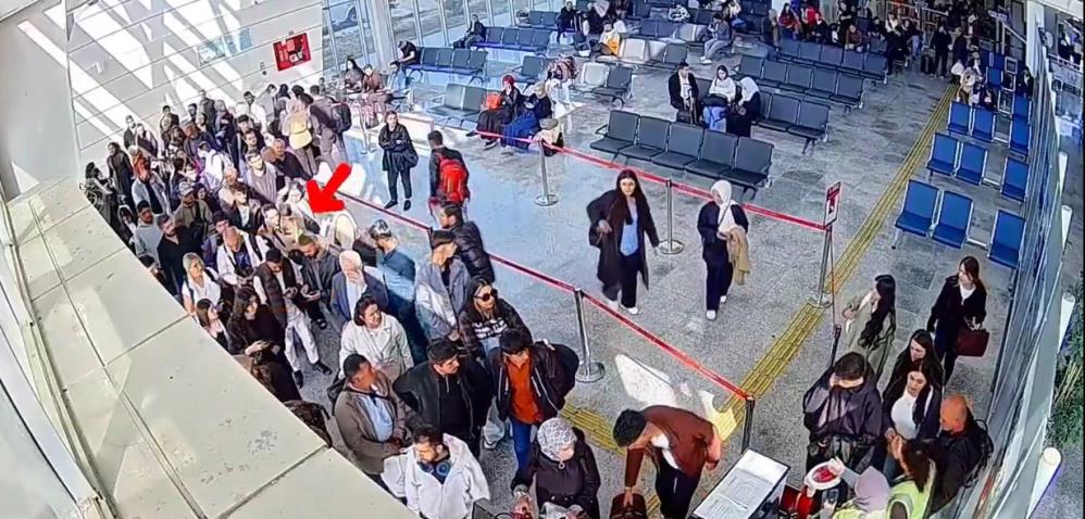 Yüksekova Havalimanı’nda 9 kilo uyuşturucu ele geçirildi: 15 gözaltı