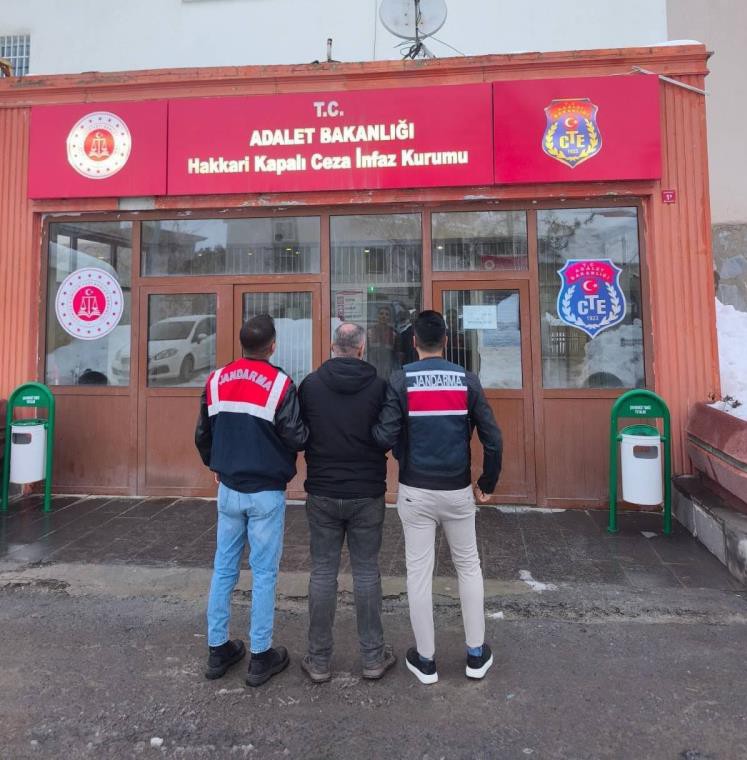 Hakkari’de 13 yıl kesinleşmiş cezası olan şahıs yakalandı