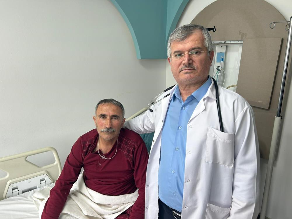 Taziye için geldiği Van’da kalbi duran vatandaş 2 saatte hayata döndürüldü