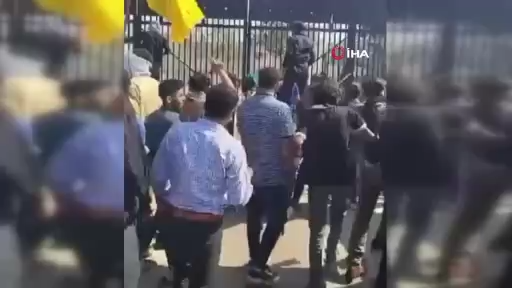 Pakistan’da ABD Büyükelçiliği önünde protesto: 8 ölü