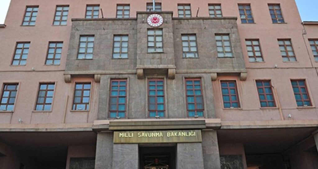 Katar’da askeri helikopter kazası: 3 Türk personel şehit
