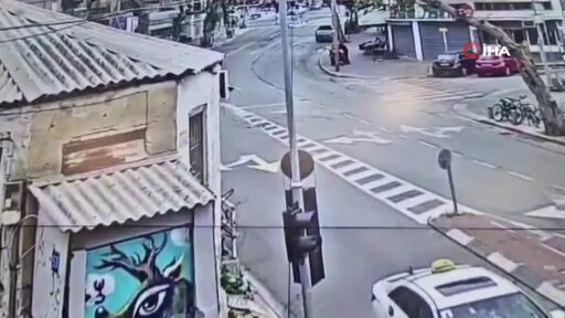İran, İsrail’in merkezini hedef aldı: 2 yaralı