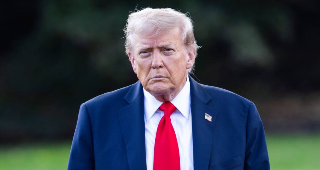 Trump’tan İran’a uyarı: “Daha önce hiç görülmemiş bir güçle vururuz”