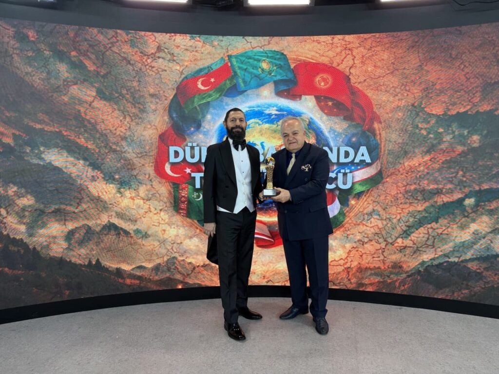 AKİF MANAF’A “TÜRK DÜNYASI BARIŞ ÖDÜLÜ”