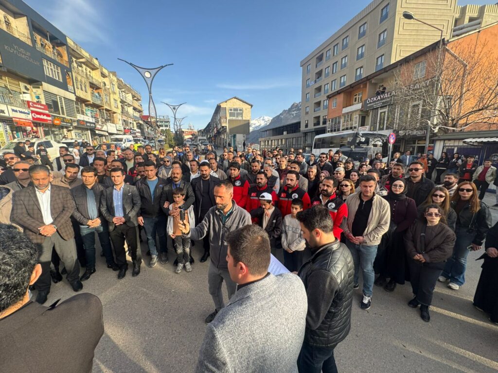 Şemdinli’de Eğitimde Şiddete Karşı Ortak Yürüyüş: “Okullar Güvenli Alan Olmalı”