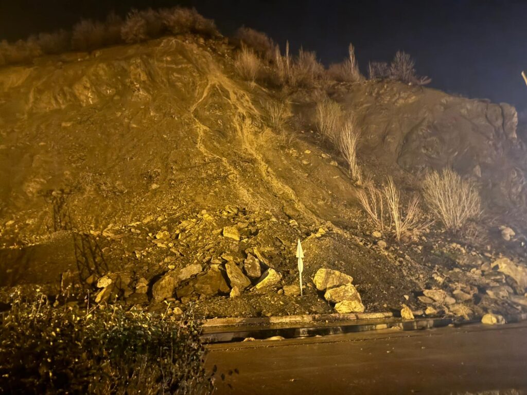 Şemdinli’de Gece Korkutan Olay