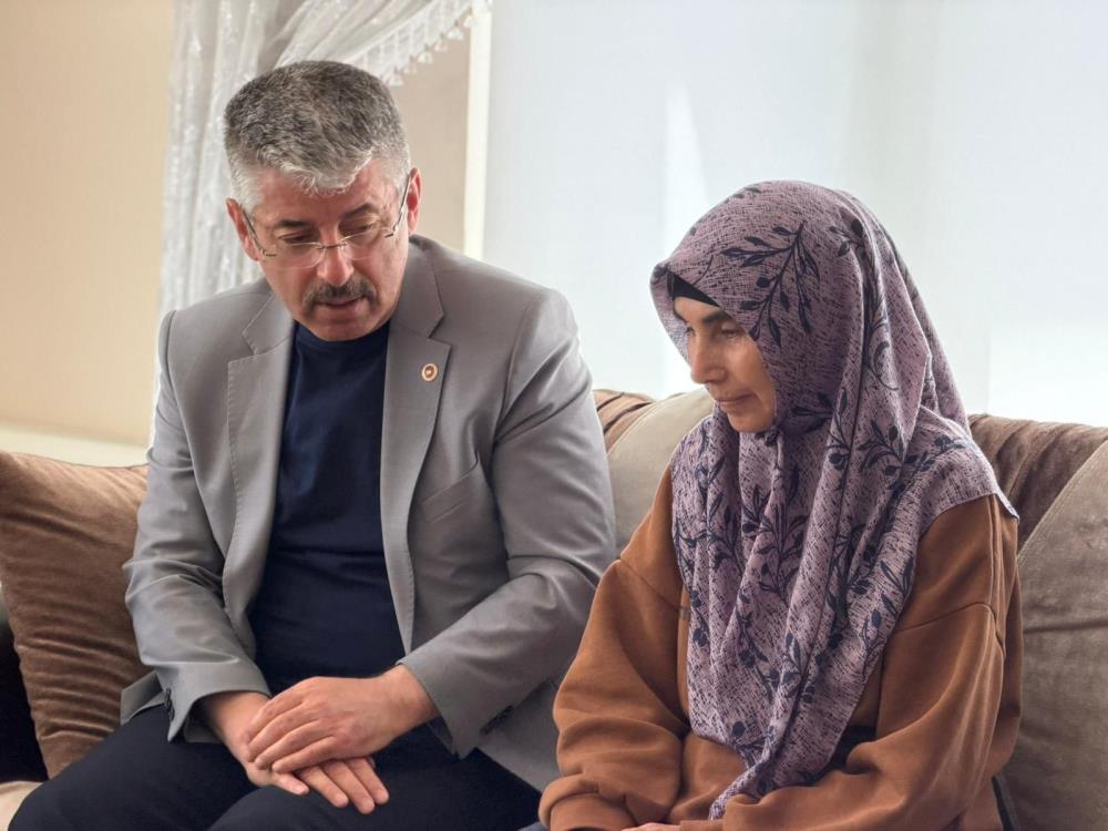 Çopuroğlu: “Anneler günü’nde ilk ziyaret şehit annemize”