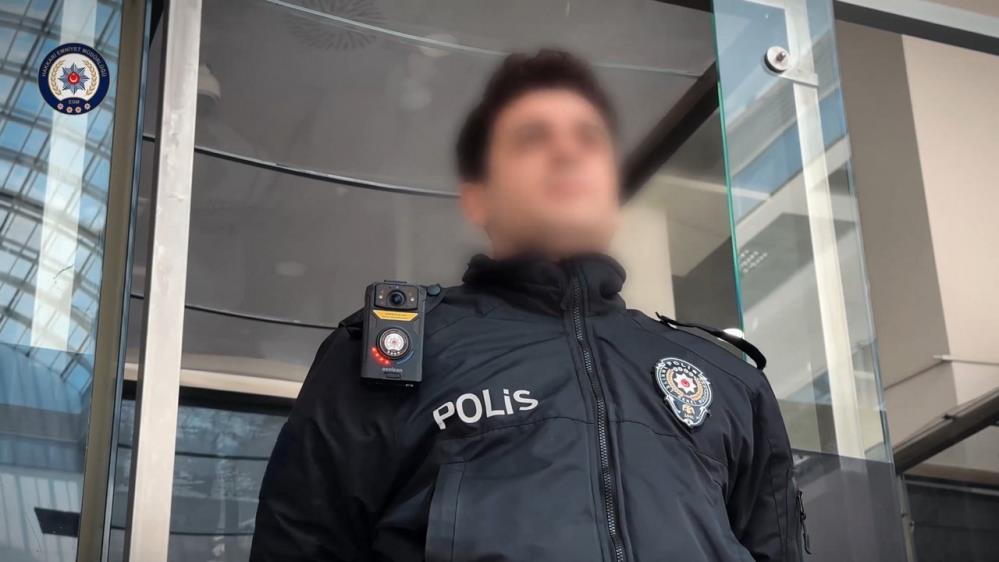 Hakkari’deki sınır kapılarında yaka kamerası dönemi