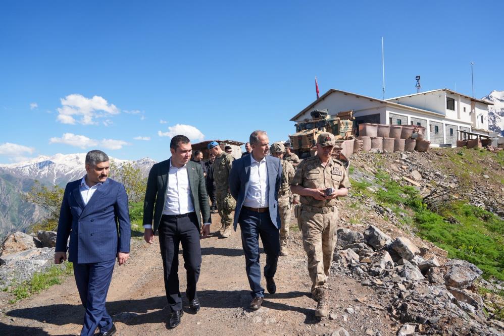 Vali Taşyapan, güvenlik güçleriyle bir araya geldi