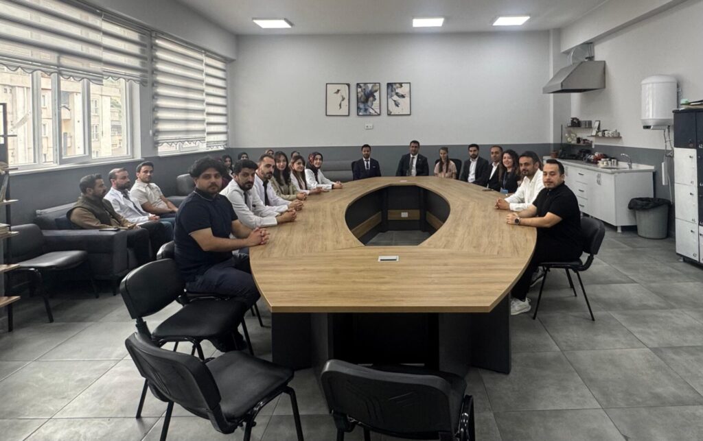 Şemdinli’de Büyük Başarı: Asmin Akbaş Türkiye Birinciliğiyle Gururlandırdı