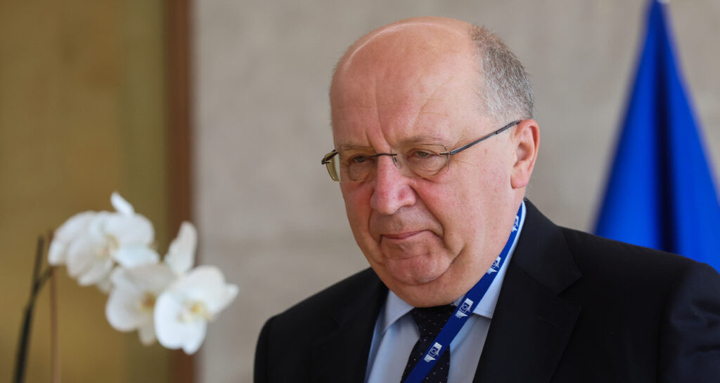 AB’nin savunma şefi Kubilius: “Avrupa’da ABD’nin yerini doldurmak 500 milyar euroya mal olacak”