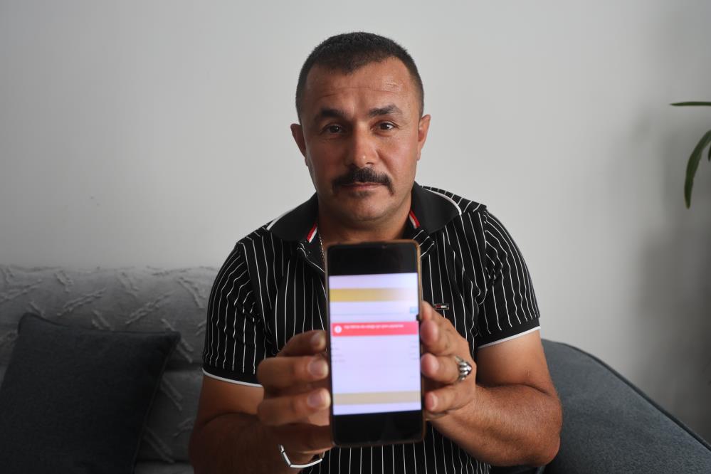 Depremde yaşadığı isim karışıklığıyla sistemde ölü olarak gözüken adam: “Trafik cezasına gelince yaşıyorum ama bazı şeylere gelince ölüyorum”