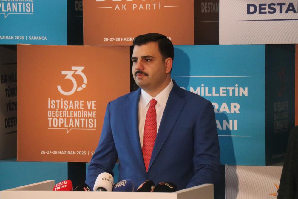 AK Parti kampında yeni şarkı sürprizi