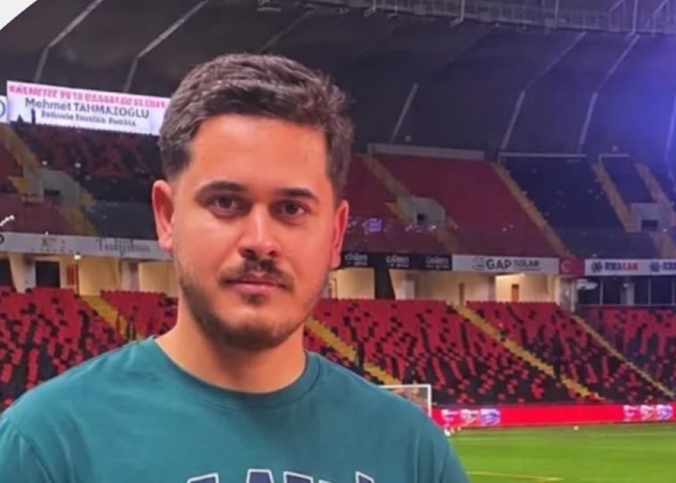 Gaziantep’te sınava yetişmeye çalışan genç kazada hayatını kaybetti