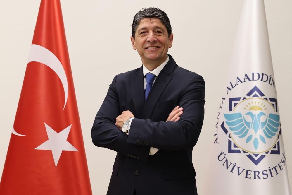 Yaz sıcaklarında yaşlılara sağlıklı yaşam önerisi