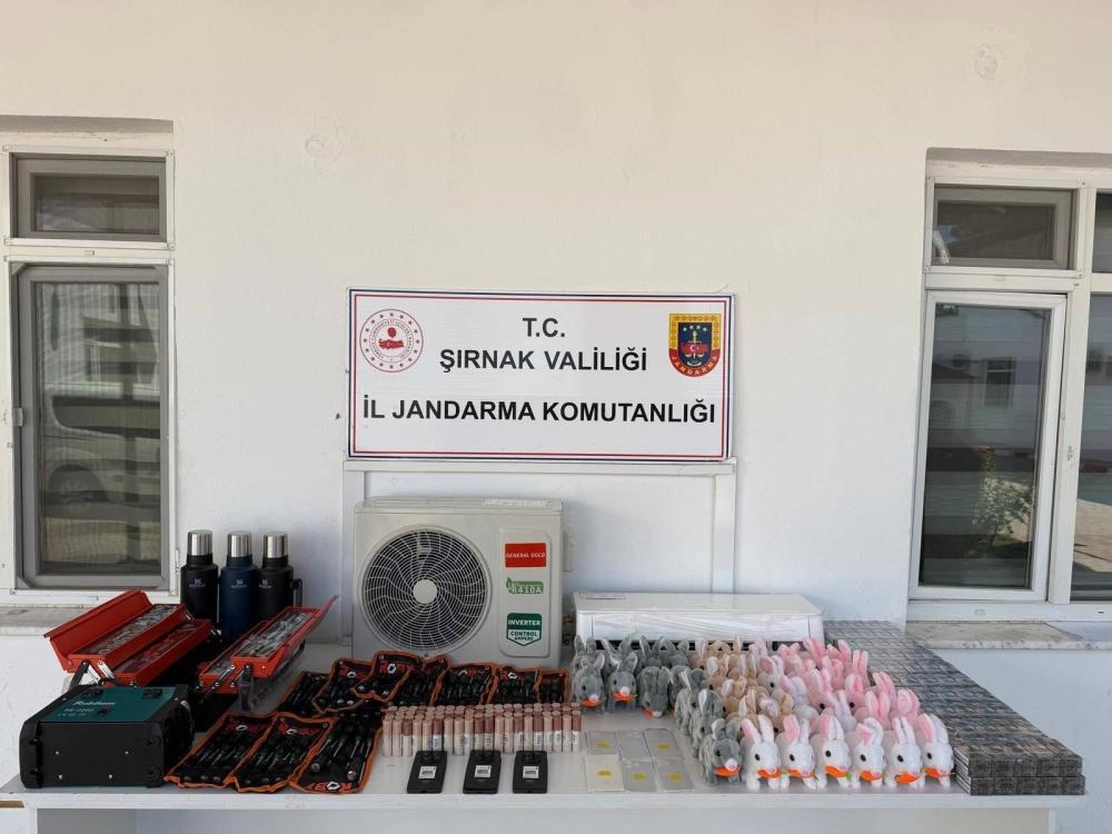 Şırnak’ta 16,7 milyon liralık uyuşturucu ve gümrük kaçağı malzeme ele geçirildi
