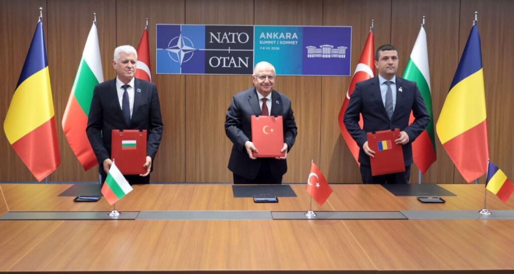 Türkiye, Romanya ve Bulgaristan arasında Karadeniz ile ilgili anlaşma imzalandı