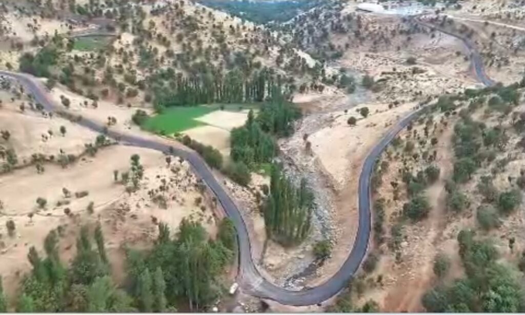 Derecik’te 18 Kilometrelik Asfalt Çalışması Tamamlandı
