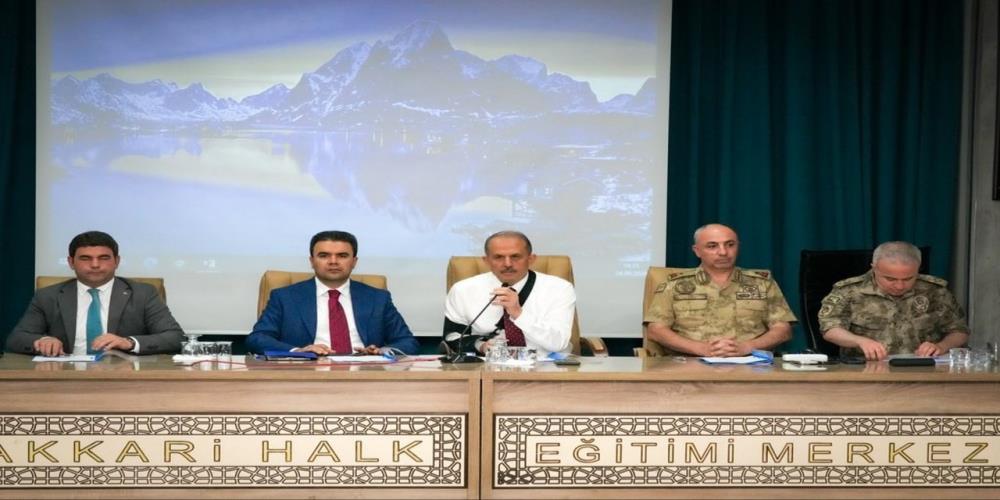 Hakkâri’de okul sağlığı ve güvenliği toplantısı yapıldı