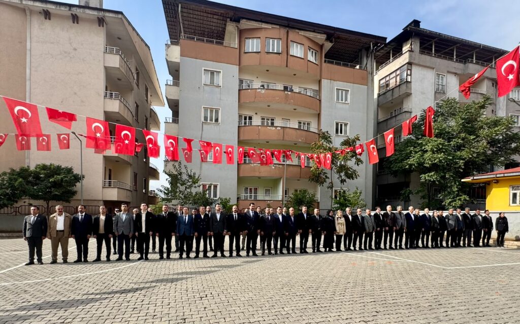 Şemdinli’de Muhtarlar Günü Kutlandı