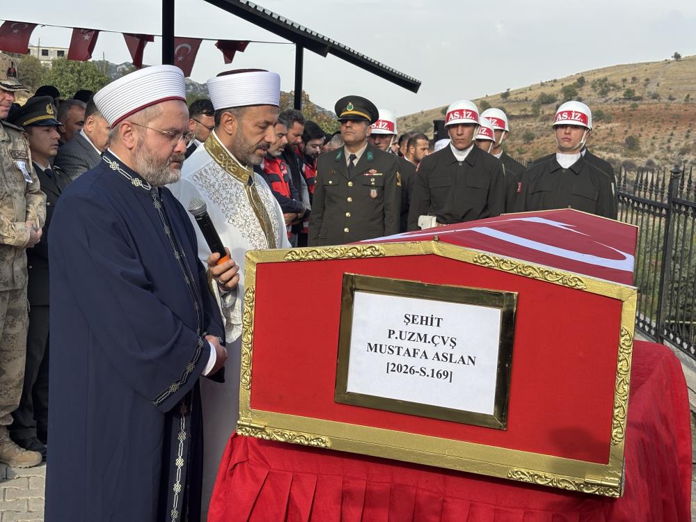 Şehit Piyade Uzman Çavuş Mustafa Aslan son yolculuğuna uğurlandı