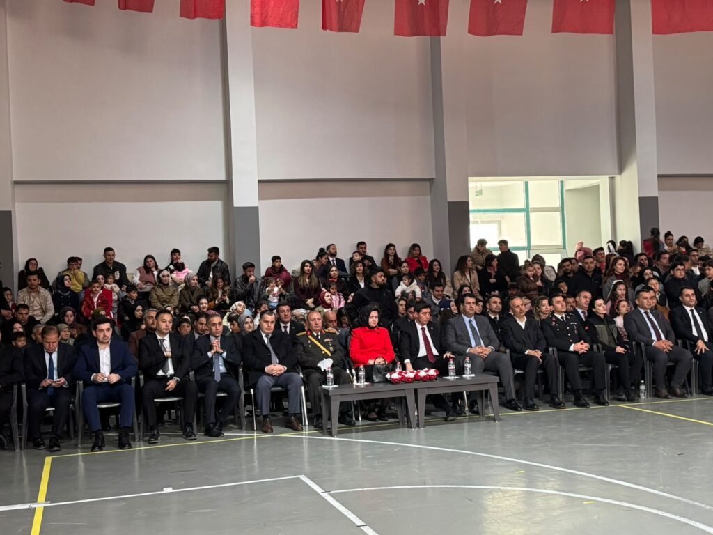 Şemdinli’de Cumhuriyet Bayramı Coşkuyla Kutlandı