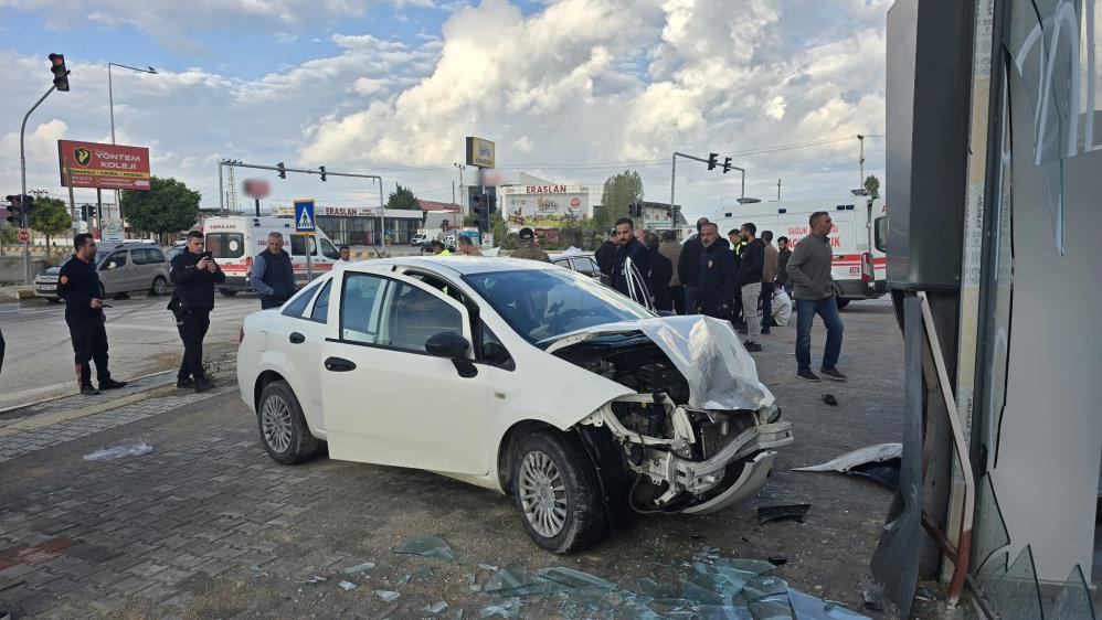Van’da trafik kazası; 6 yaralı