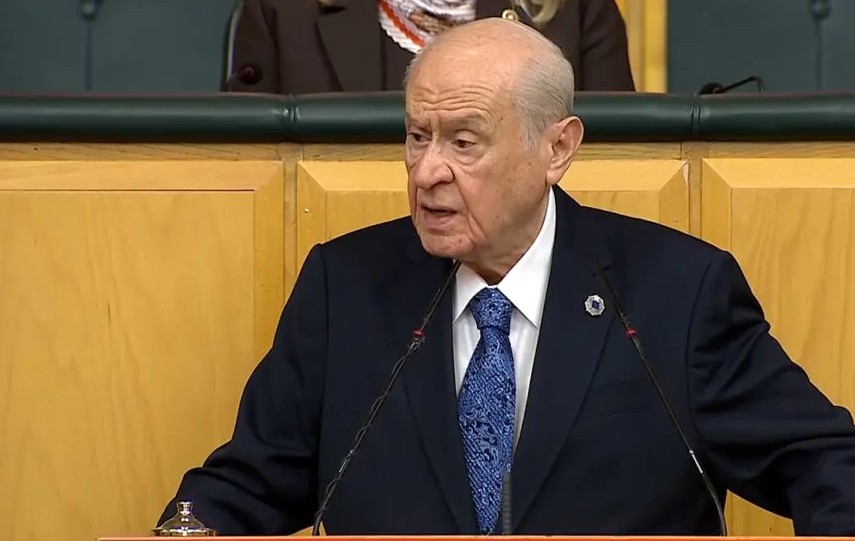 Bahçeli: “Türkiye, yolsuzluk ve usulsüzlüklerin ortaya çıkarıldığı bir arınma sürecinden de geçmektedir”